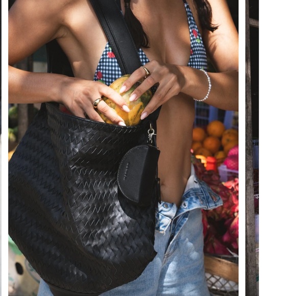 New Mandrn Leather ‘Evra’ Woven Tote black backpack - Picture 8 of 17